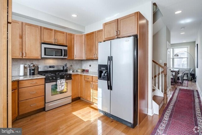 Building Photo - 1133 Dorrance St Rental