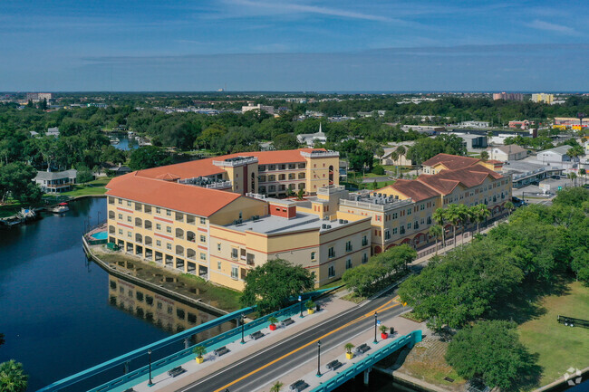 Aerial - Stonehaven at Main Street Rental