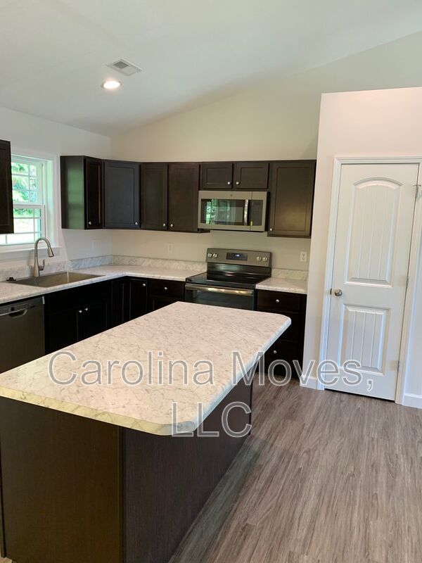 Photo - 147 Cosmos Ln