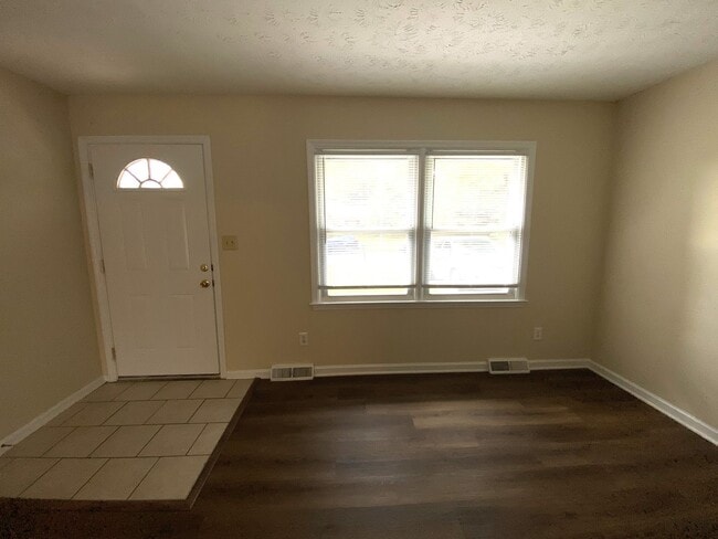 1505 Kelly Cir
