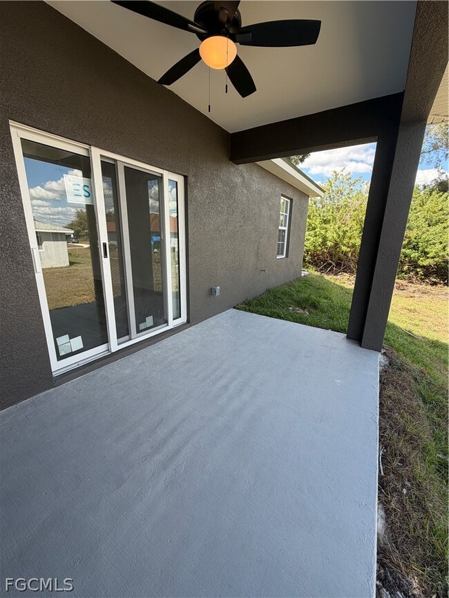 Photo - 723 Ivan Ave S