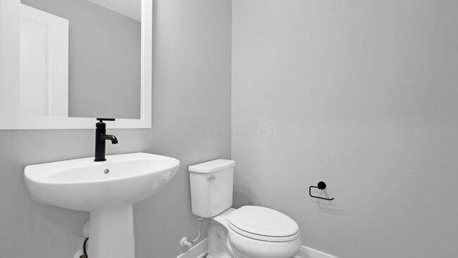 Photo - 3777 Shoal Way