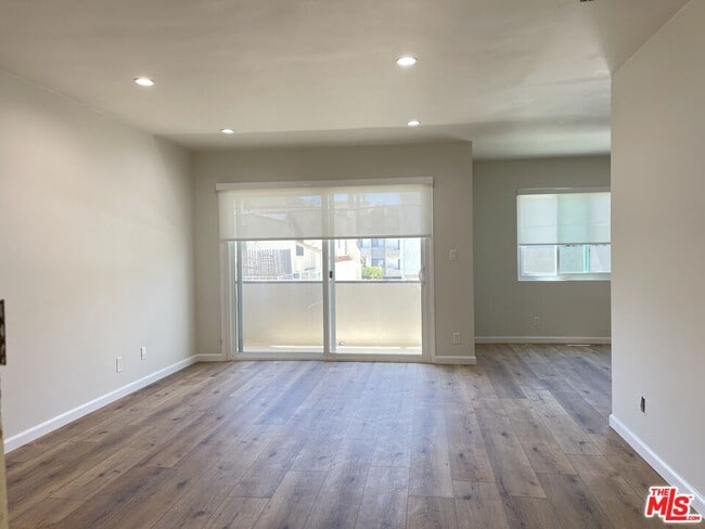 Photo - 1835 Camden Ave Unit 205