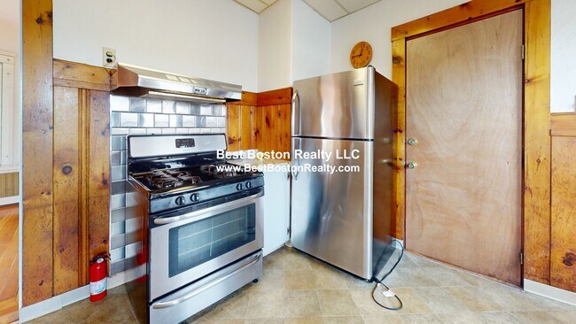 Photo - 24 Mayberry Ave Unit 3