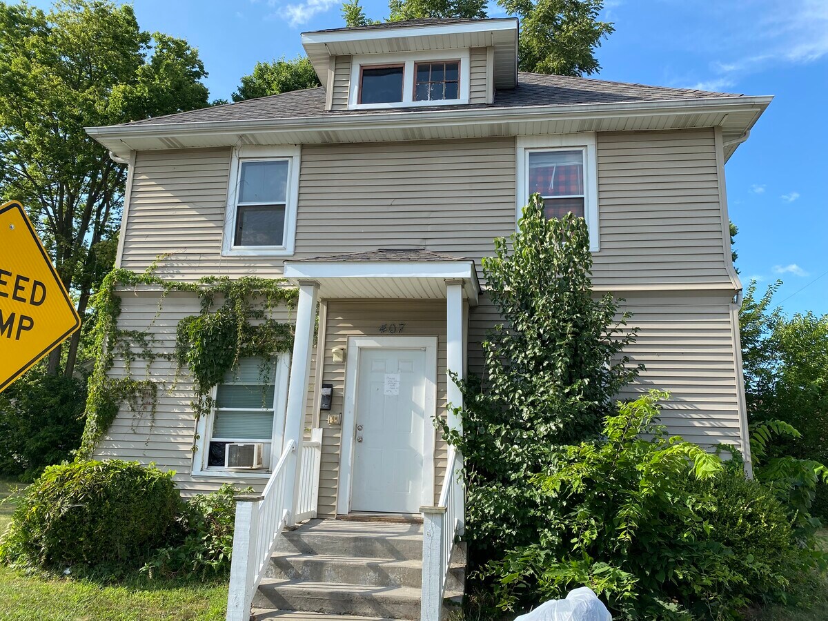 Photo - 407 E South St