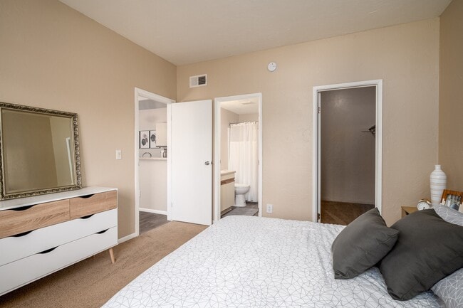 Springhill Apartments