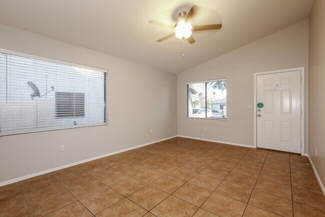 Photo - 2030 E Wahalla Ln