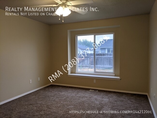 Photo - 13426 W Acorn St
