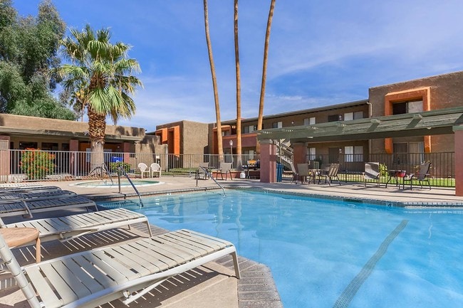 La Ventana Apartments