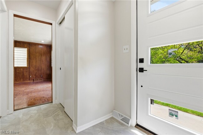 Photo - 2056 Laurel Hill Dr