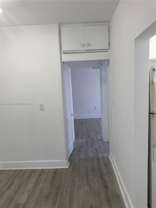 Photo - 1552 SW 2nd St Unit 8