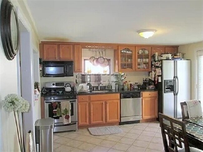 Photo - 5 Clyde St Apartments Unit 1
