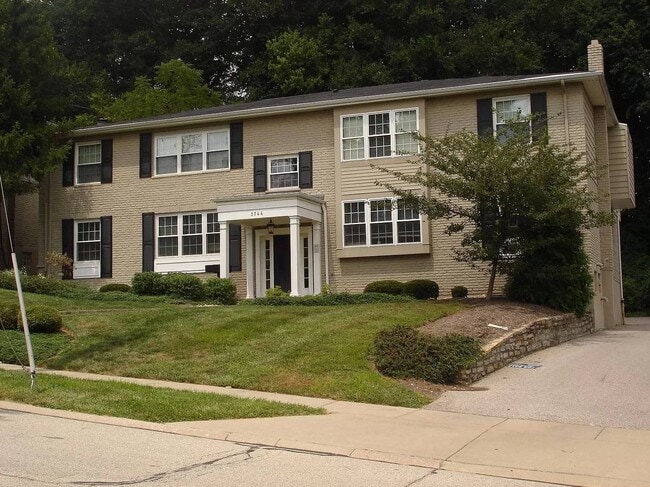 Building Front - 3744 Ashworth Dr Unit B