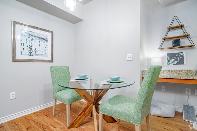 2BR, 1BA - 896SF - Dining Room