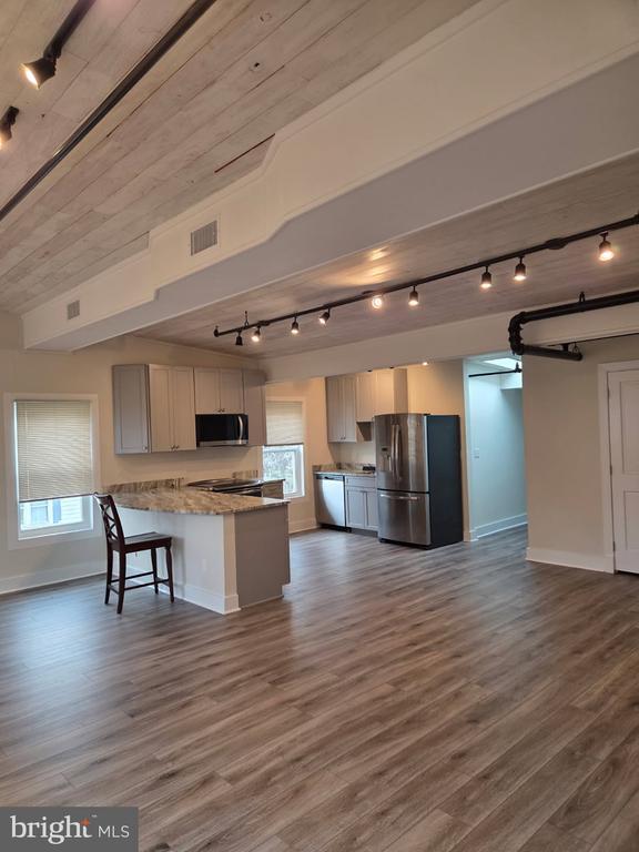 Photo - 6 W Loudoun St