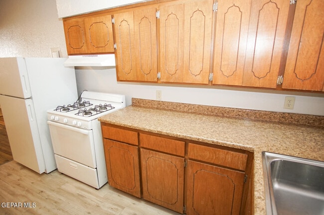Photo - 3403 Pershing Dr House