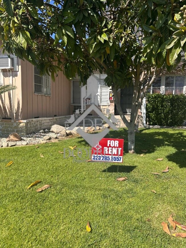 Photo - 241 Alpine St Unidad 2