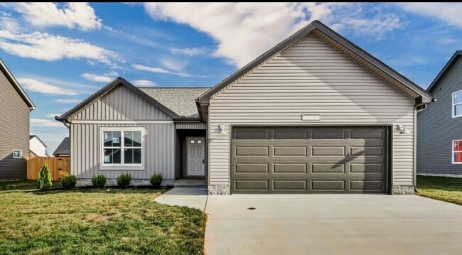 Building Photo - Brand New Three Bedroom