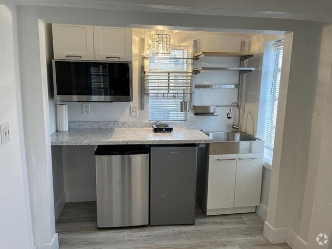 Building Photo - 4037 1/2 National Ave, San Diego, CA 92113 Rental
