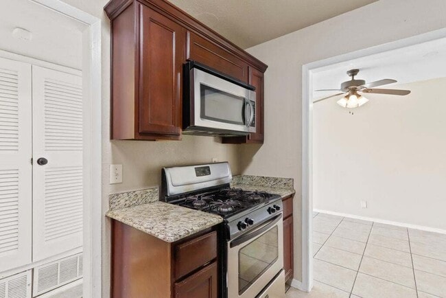 304 Carnival Dr