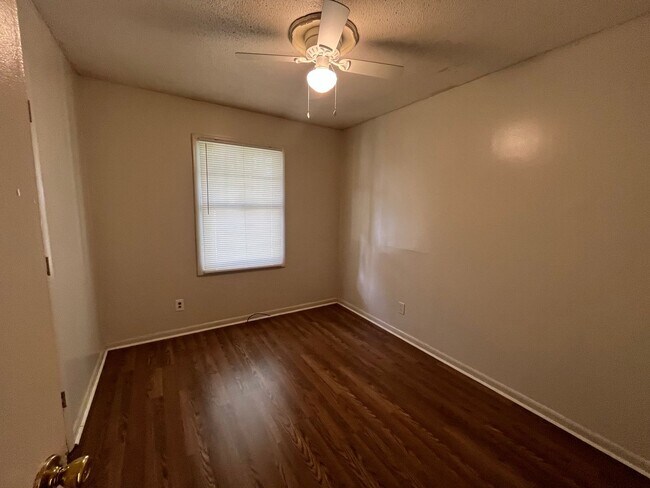 Photo - 608 Hightower St