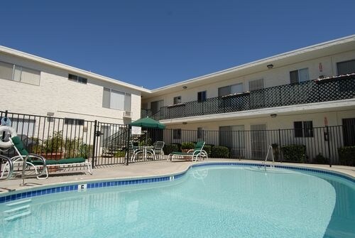 Villa Grande Apartments - Villa Grande Apartments