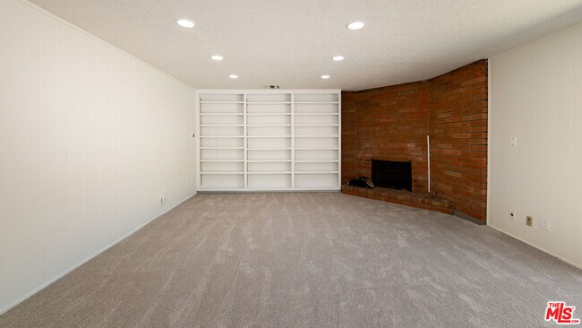 Photo - 3102 Granville Ave