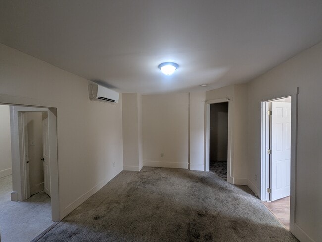 Building Photo - 234 North St Unit 2