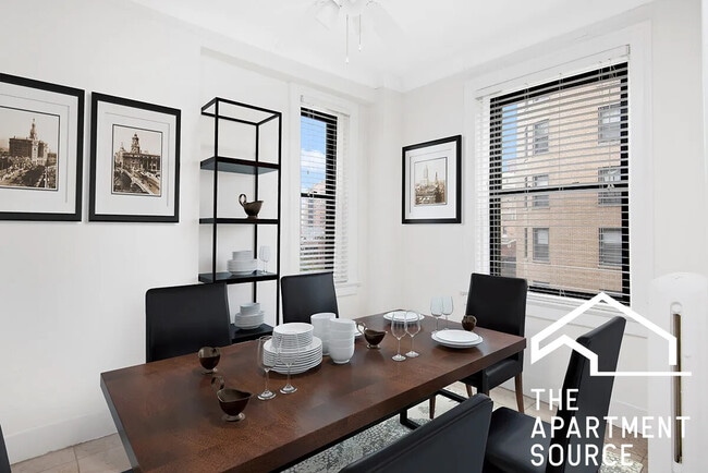 Photo - 2756 N Pine Grove Ave Unit 1008