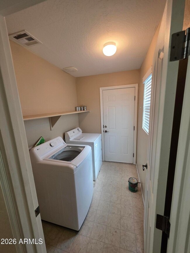 Photo - 942 W Aspen Way