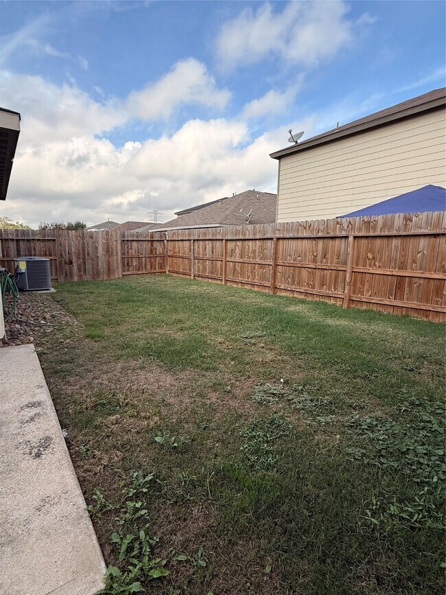 Photo - 2918 Beacon Grove St