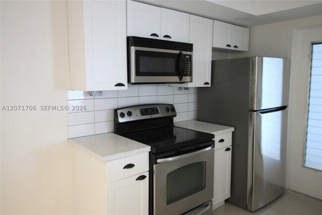 2166 NE 56th St Unidad 203