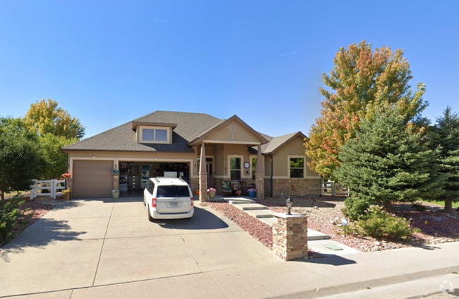 Building Photo - Charming 4 beds 3 baths in Fort Lupton! Rental