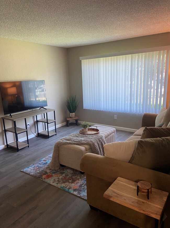 Photo - Hacienda Gardens