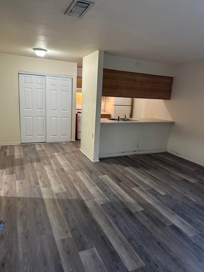 Photo - 317 Mabry St Unit 313