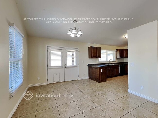 Photo - 2315 W Paradise Dr