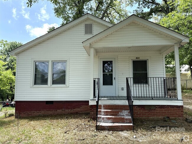 Building Photo - 831 Cason St Rental