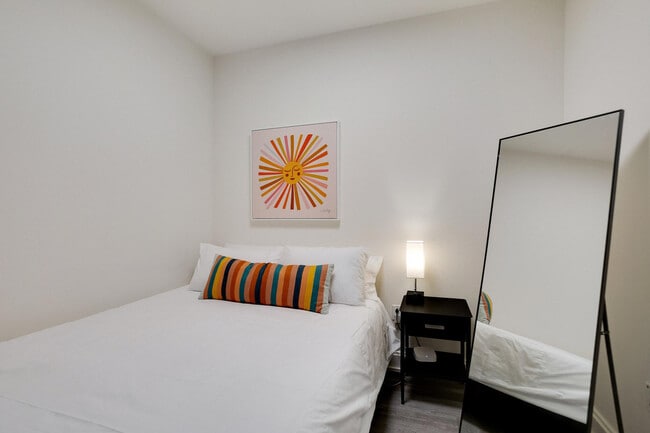 Photo - 10 Hanover Square Unidad FL19-ID337558P