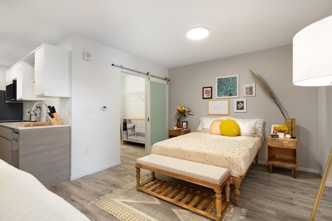 Photo - shareDOWNTOWN - Arts District