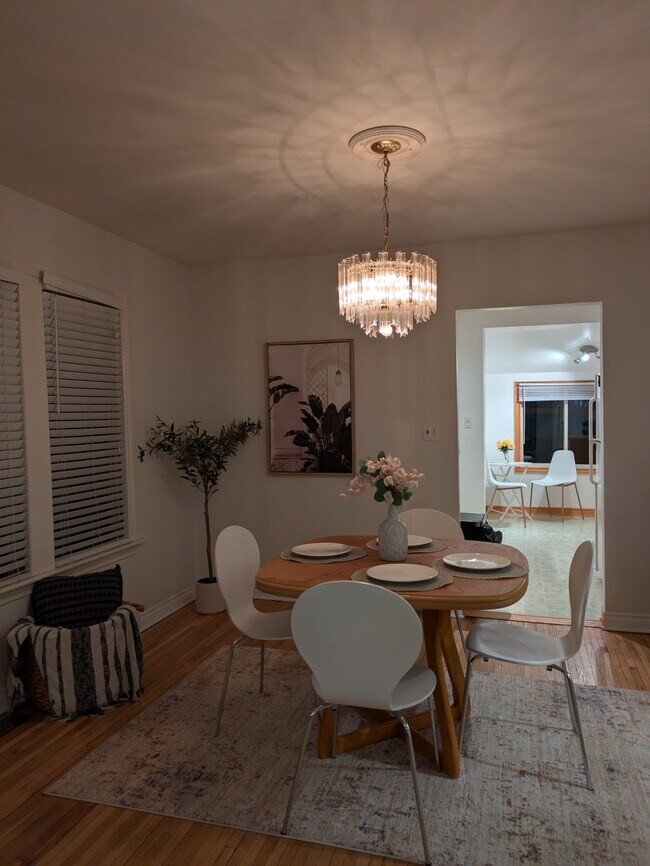 Photo - 1409 Marentette Ave