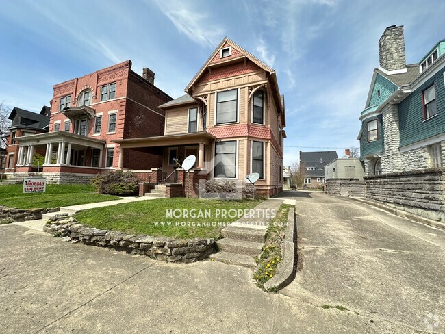 Building Photo - 714 E Main St Unit 3 Rental