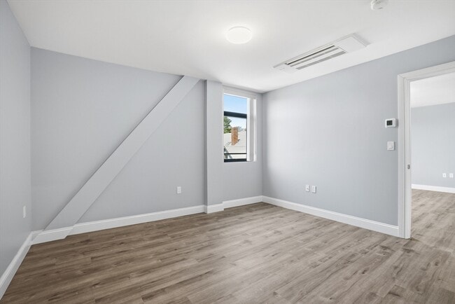 Photo - 632 Centre St Unit 302