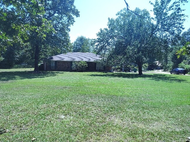 Building Photo - 25008 Cooper Cemetery Rd Rental