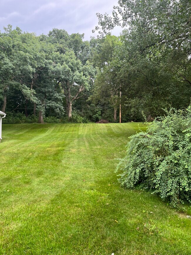 Photo - 8649 Terry Rd