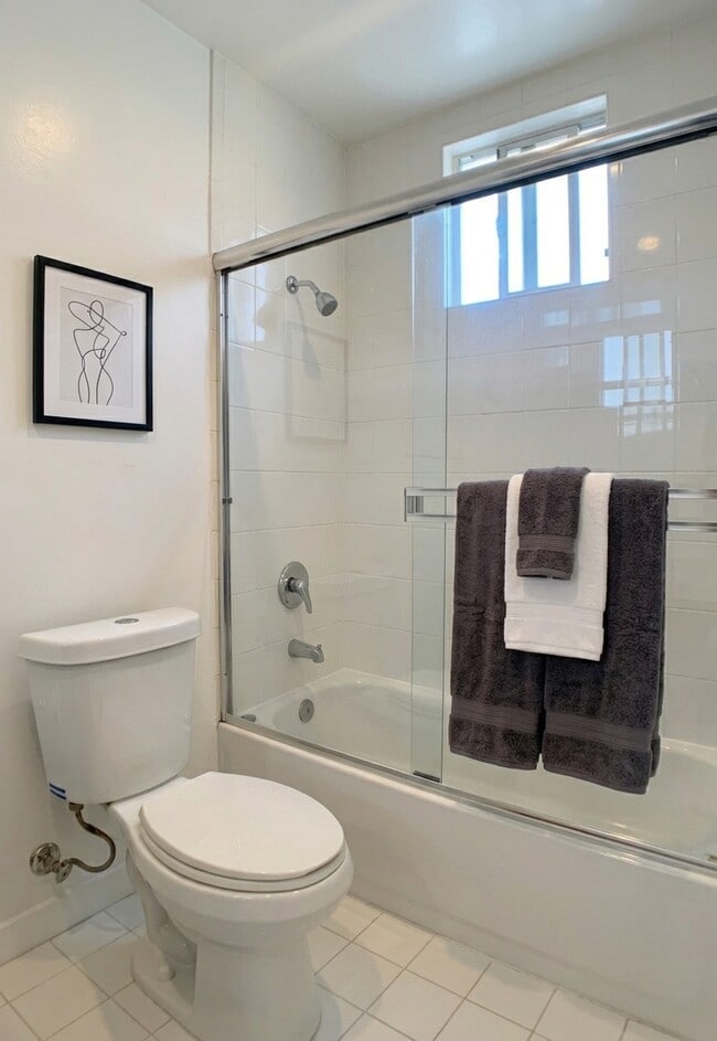Photo - 2153 Kent St Unit 2153.5