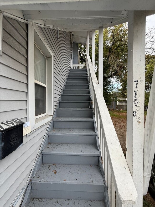 Photo - 719 W Ganson St Unit Upper