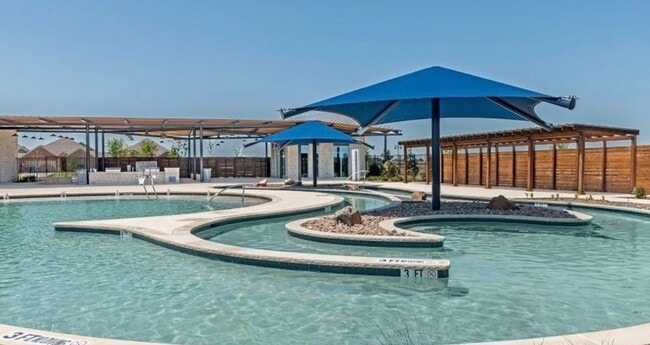 Photo - 501 Merriam Dr