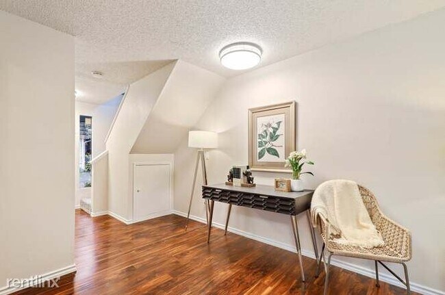 Photo - 2 br, 2.5 bath House - 12512 SE 42nd St # 512