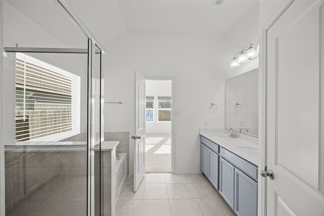 Building Photo - 1810 Winston Store Lp