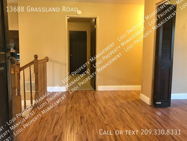 13688 Grassland Rd